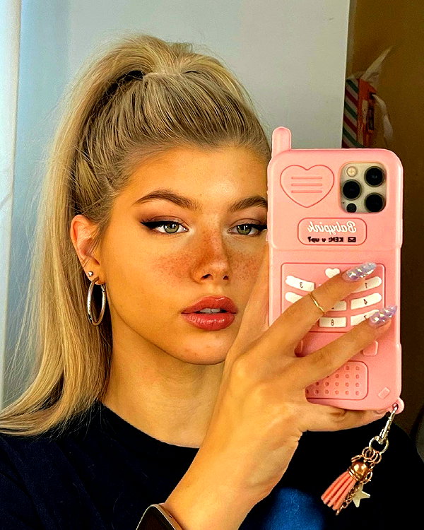 gabiciamp instagram image archive image