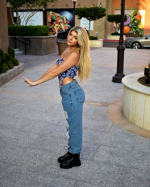 gabiciamp instagram image archive image