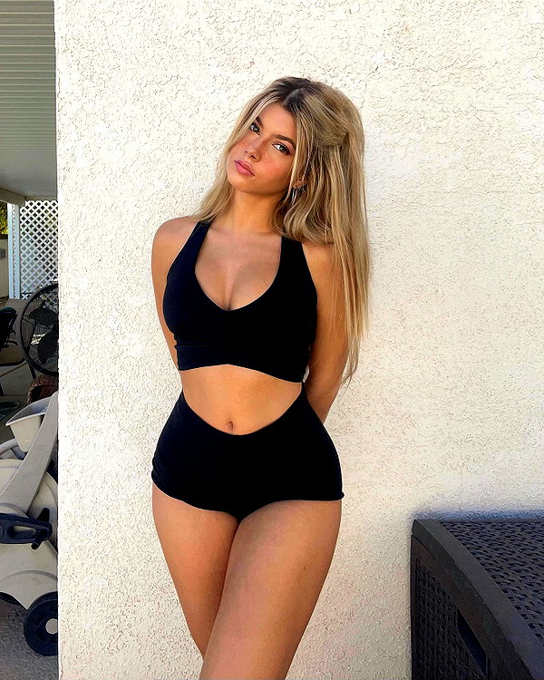 gabiciamp instagram image archive image