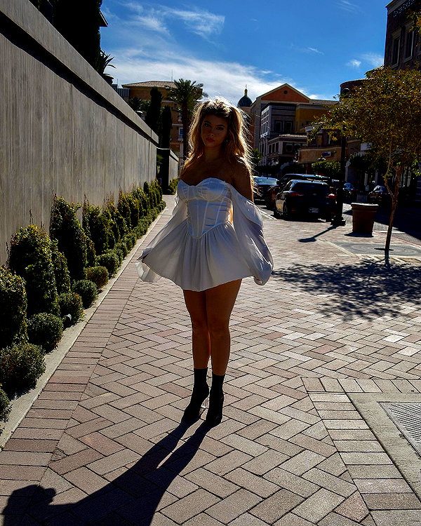 gabiciamp instagram image archive image