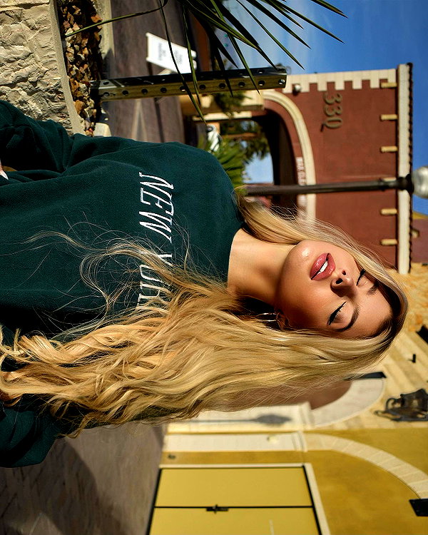 gabiciamp instagram image archive image