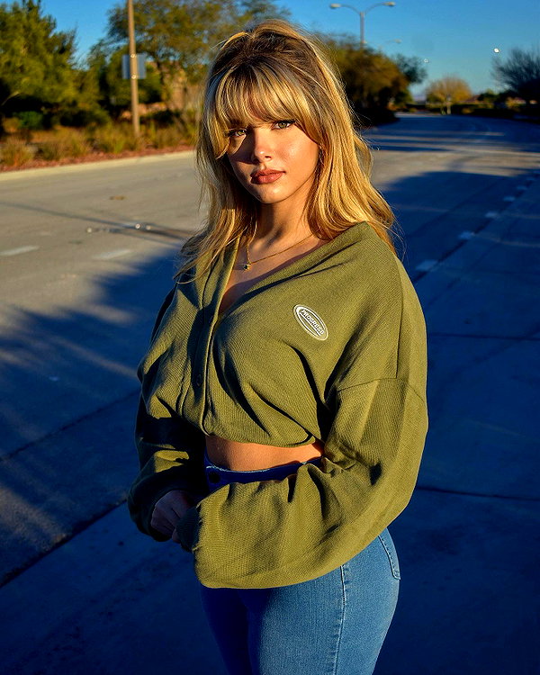 gabiciamp instagram image archive image