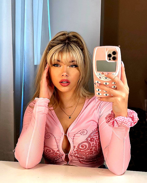 gabiciamp instagram image archive image