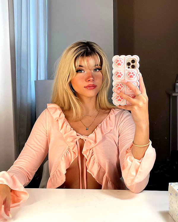 gabiciamp instagram image archive image