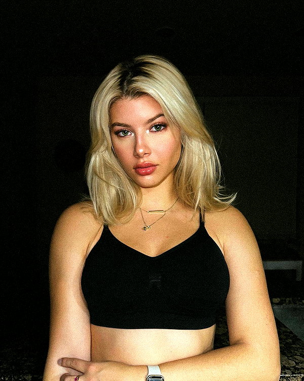 gabiciamp instagram image archive image