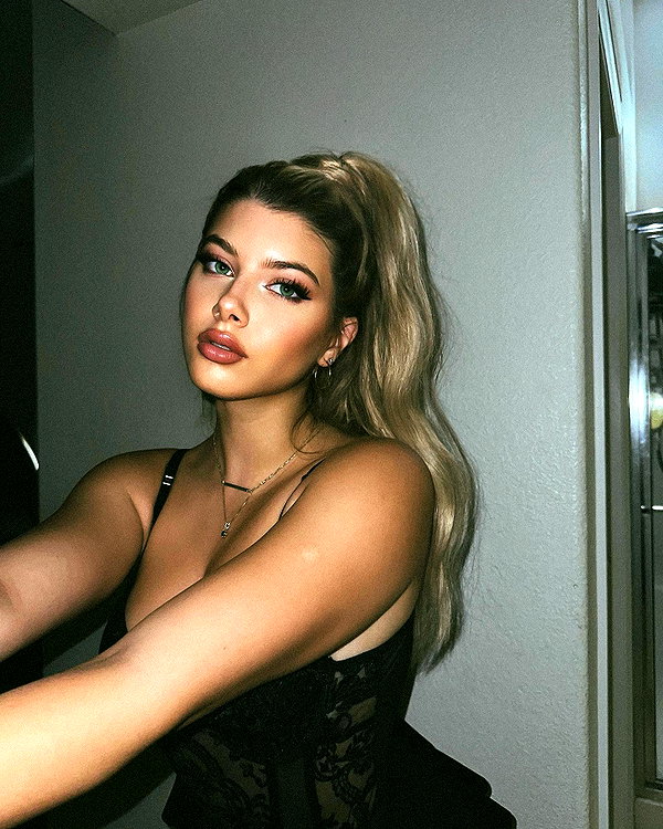 gabiciamp instagram image archive image