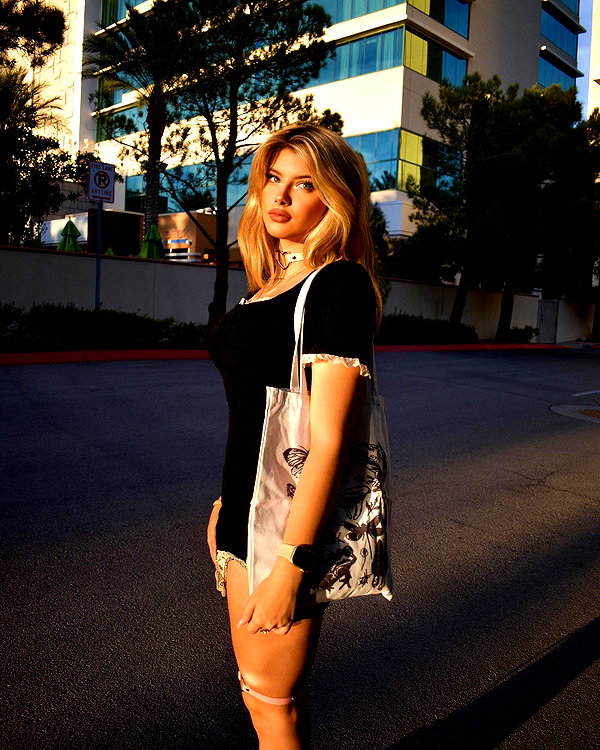 gabiciamp instagram image archive image