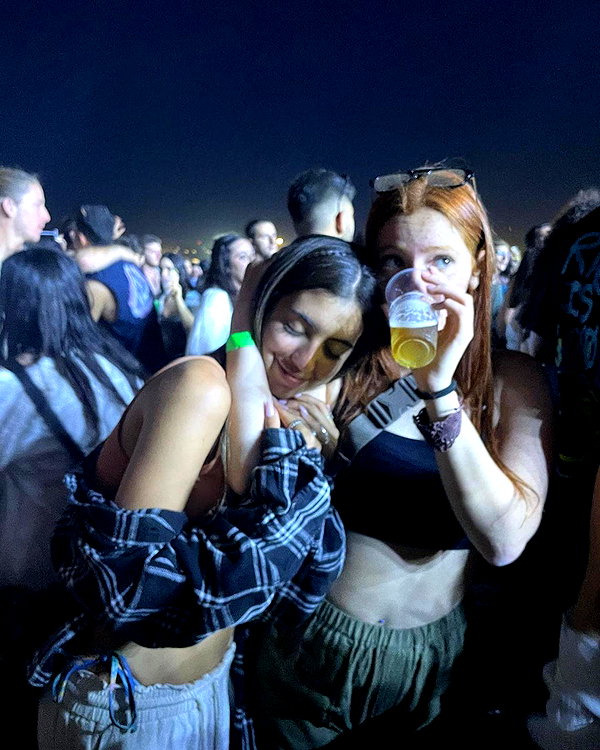 gal_laniado instagram image archive image