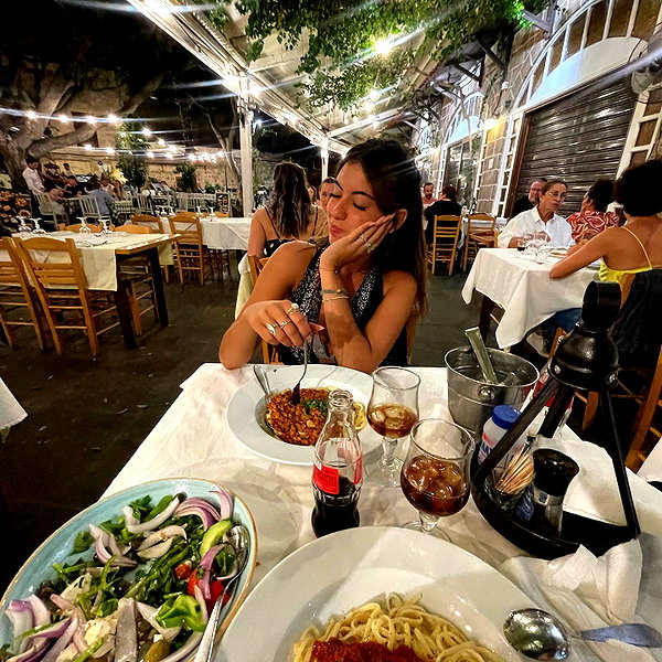 gal_laniado instagram image archive image