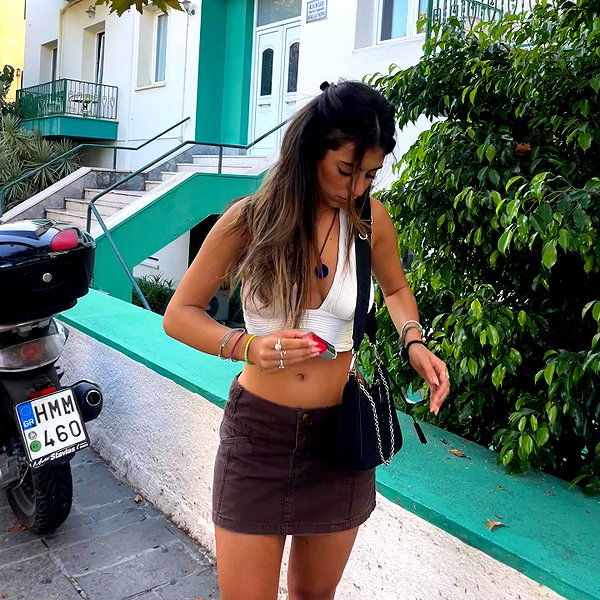 gal_laniado instagram image archive image