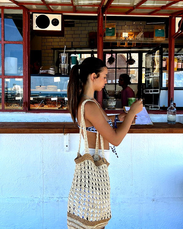 gal_laniado instagram image archive image