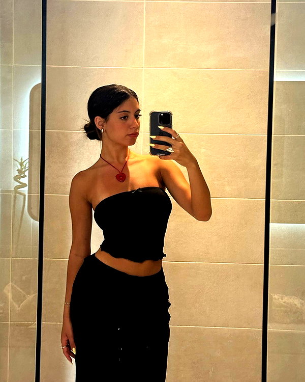 gal_laniado instagram image archive image