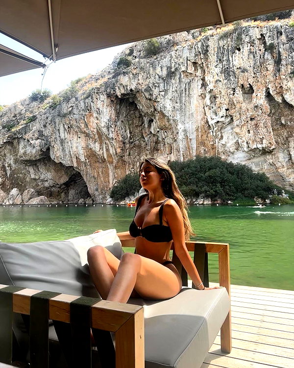 gal_laniado instagram image archive image
