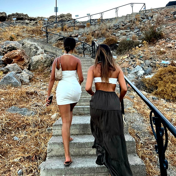 gal_laniado instagram image archive image
