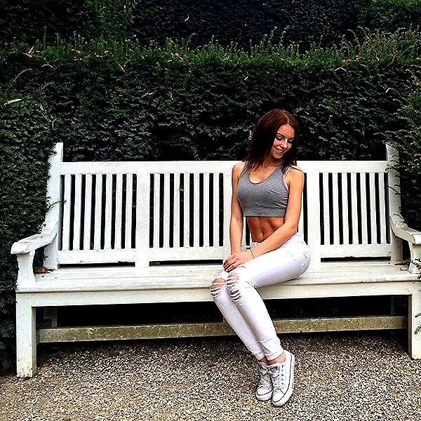 galina.dub instagram image archive image