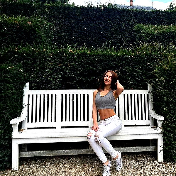 galina.dub instagram image archive image