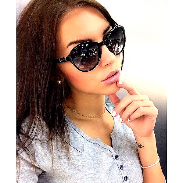 galina.dub instagram image archive image