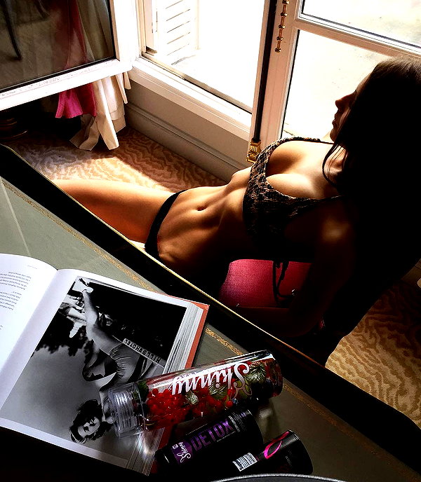 galina.dub instagram image archive image
