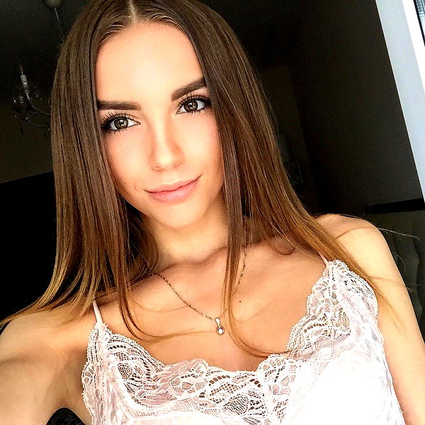 galina.dub instagram image archive image