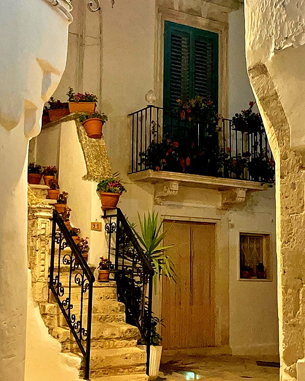 giulia.monico instagram image archive image