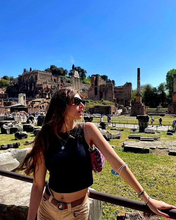 giulia.monico instagram image archive image