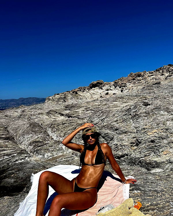 giulia.monico instagram image archive image