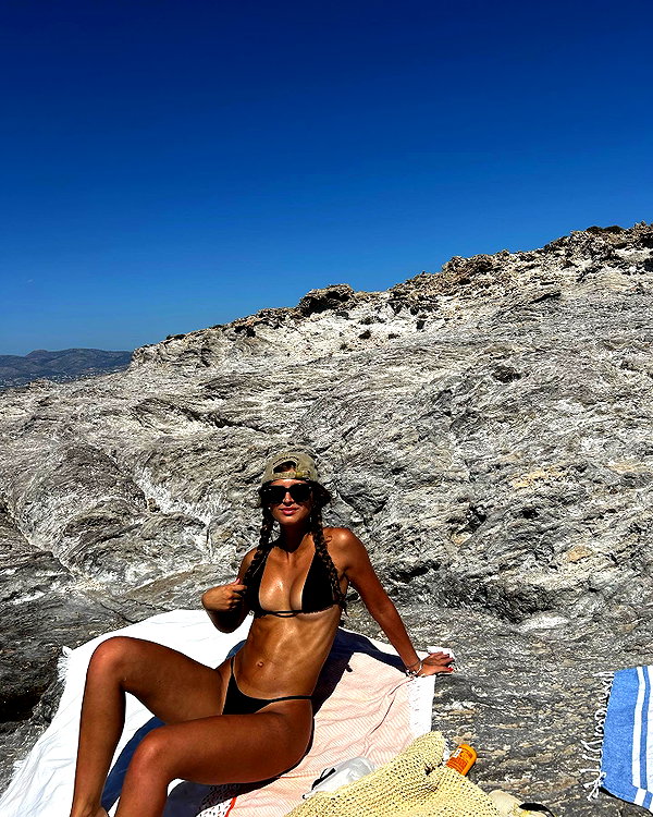 giulia.monico instagram image archive image