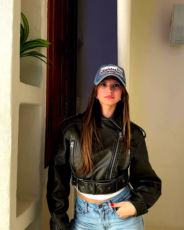 giulia.monico instagram image archive image