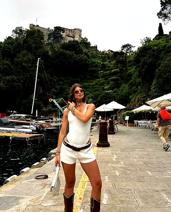 giulia.monico instagram image archive image