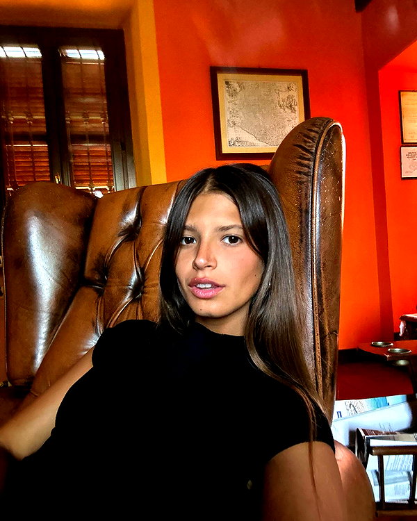 giulia.monico instagram image archive image
