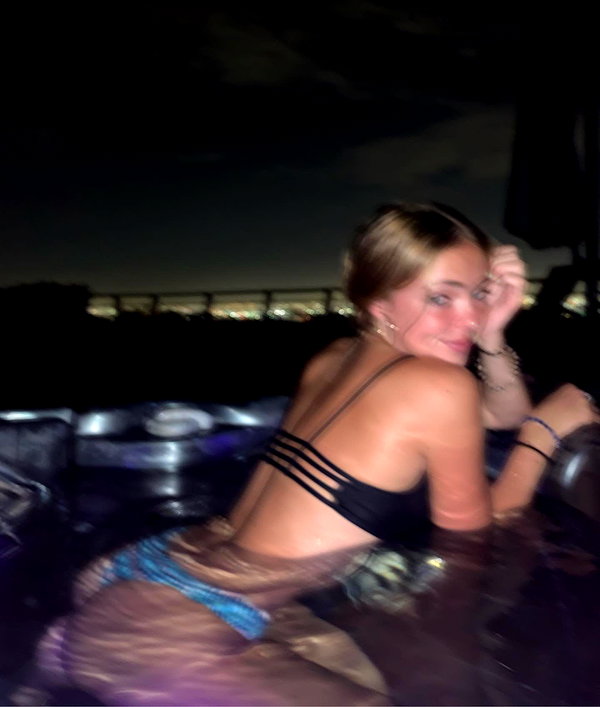 haileyy.ramirez instagram image archive image