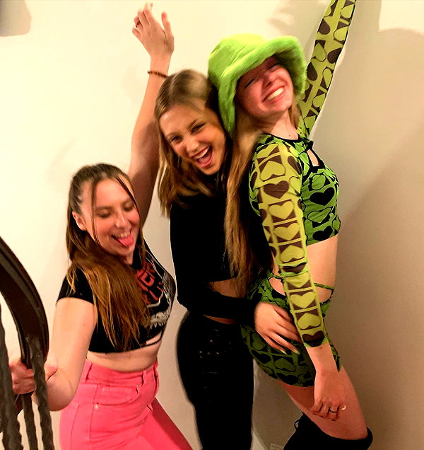 haileyy.ramirez instagram image archive image