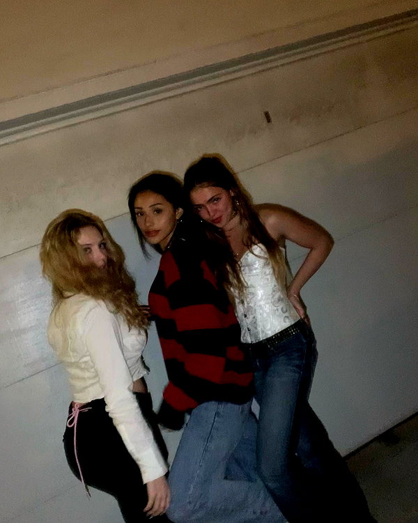 haileyy.ramirez instagram image archive image