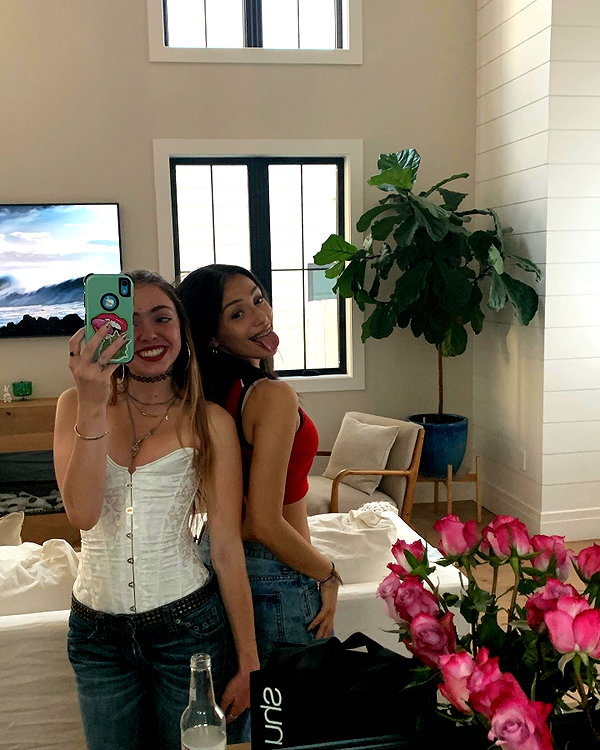 haileyy.ramirez instagram image archive image