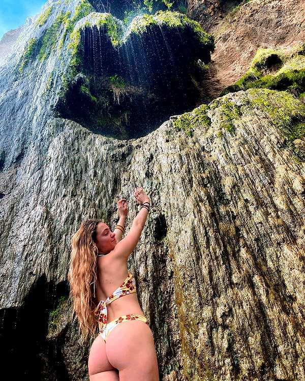 haileyy.ramirez instagram image archive image