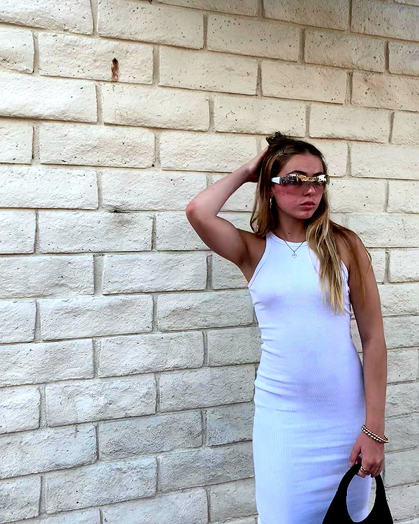 haileyy.ramirez instagram image archive image