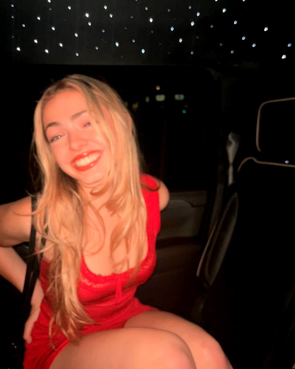haileyy.ramirez instagram image archive image