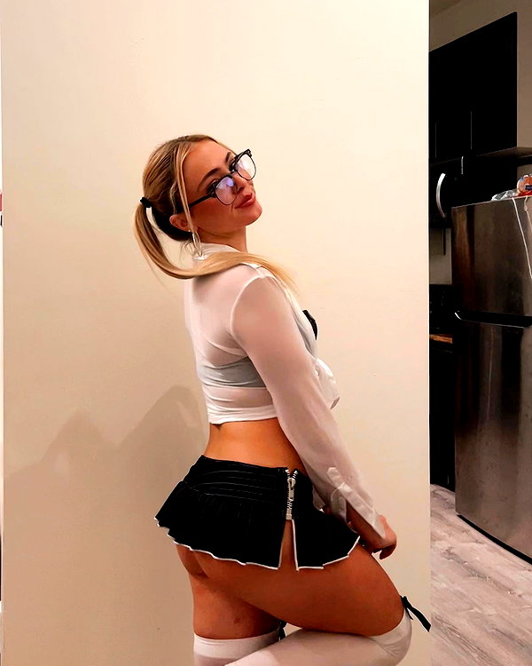 haileyy.ramirez instagram image archive image