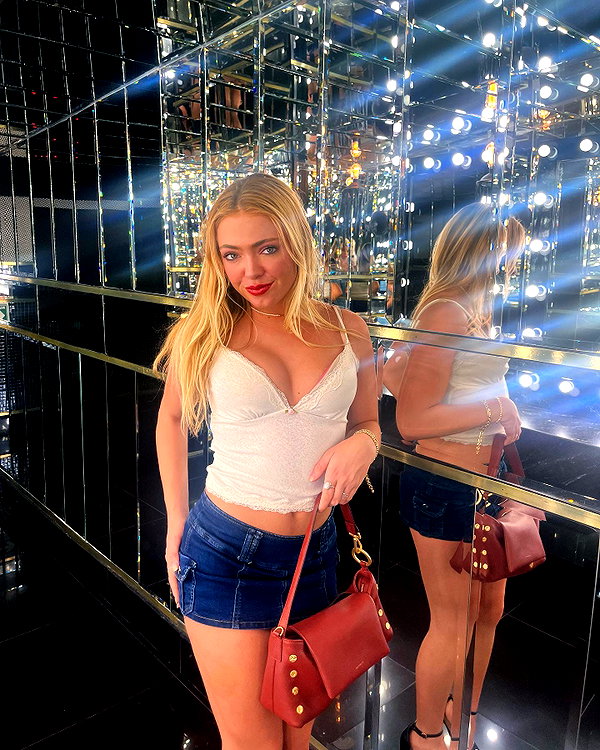 haileyy.ramirez instagram image archive image