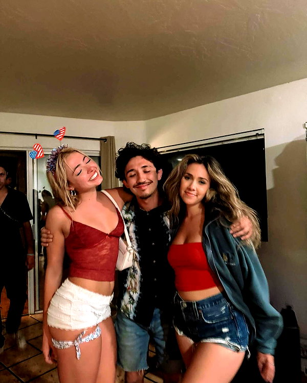haileyy.ramirez instagram image archive image
