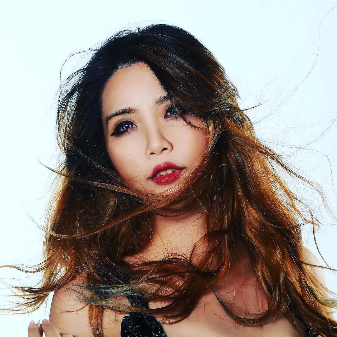 hana.bunny_bunny instagram image archive image