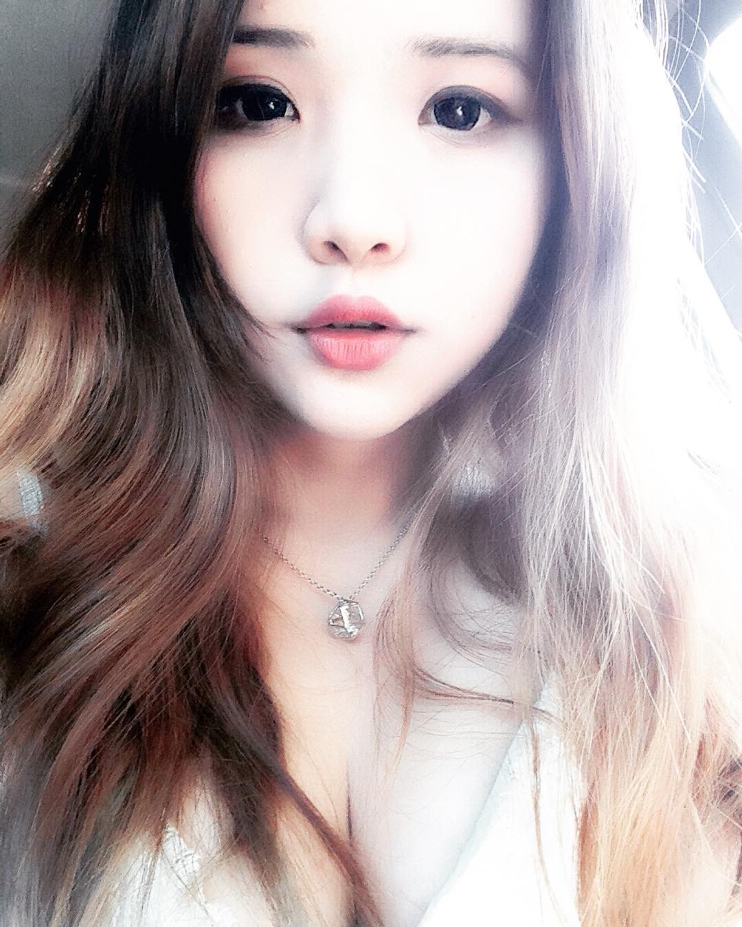 hana.bunny_bunny instagram image archive image