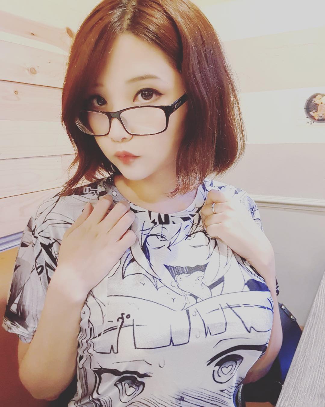 hana.bunny_bunny instagram image archive image