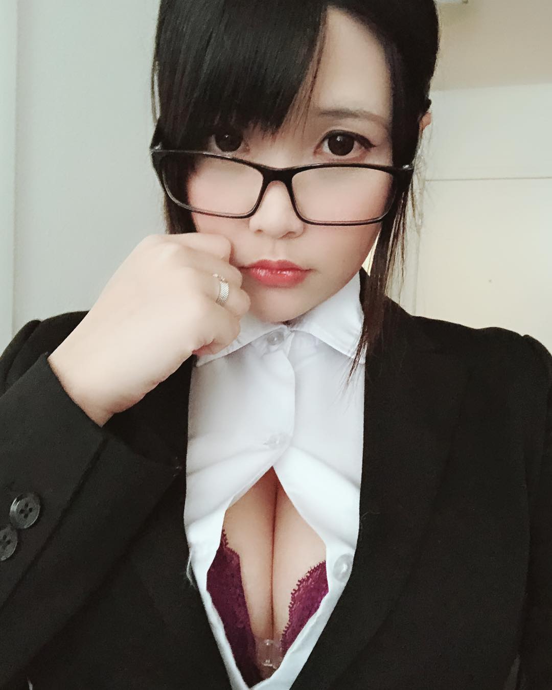 hana.bunny_bunny instagram image archive image