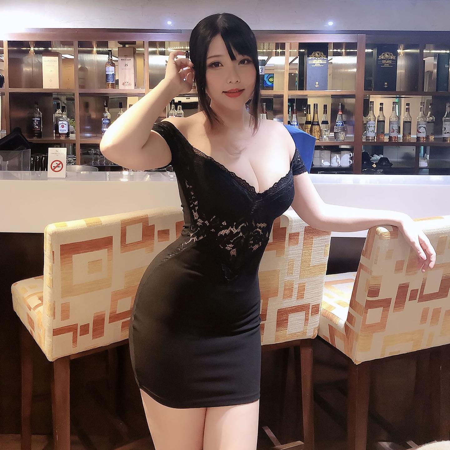 hana.bunny_bunny instagram image archive image