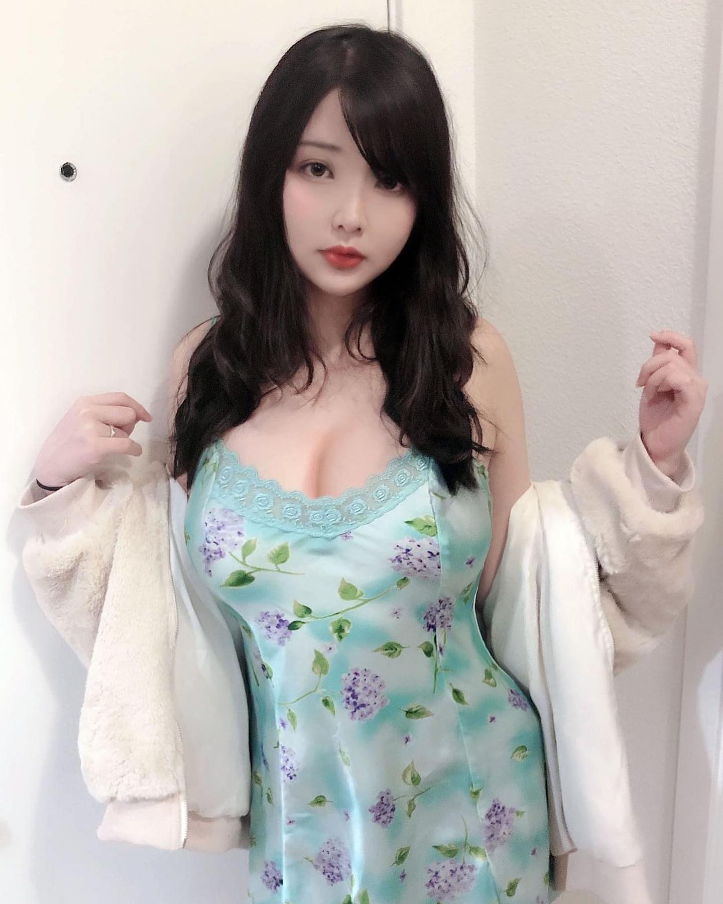 hana.bunny_bunny instagram image archive image