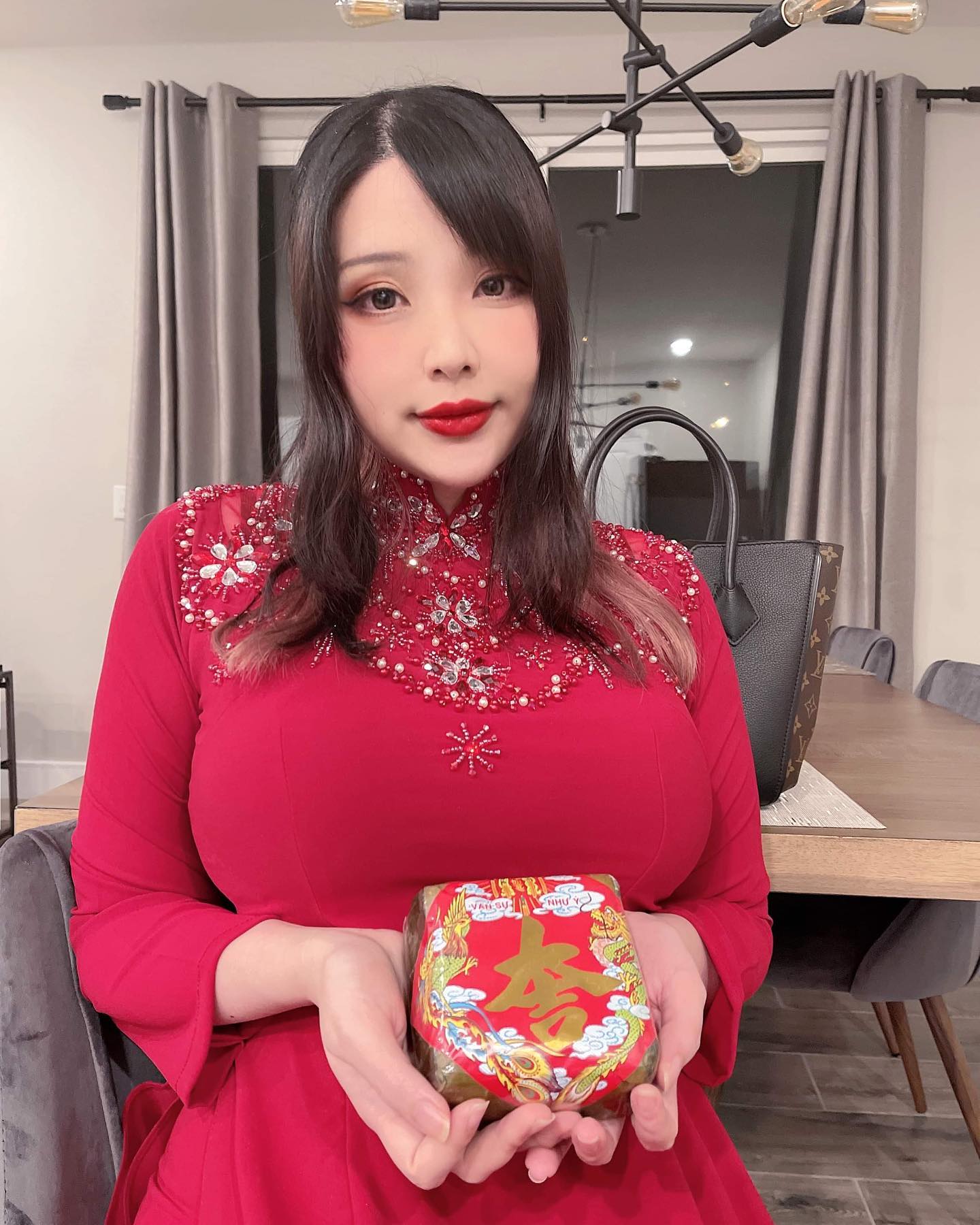 hana.bunny_bunny instagram image archive image