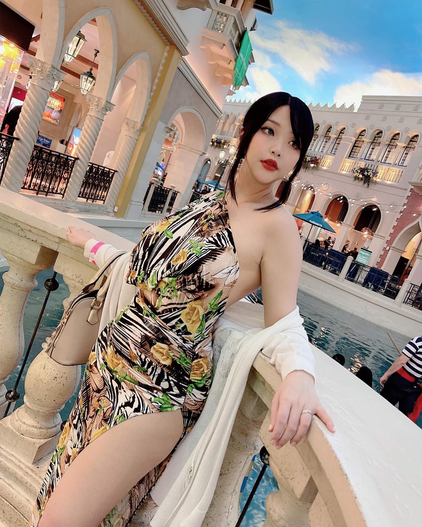 hana.bunny_bunny instagram image archive image