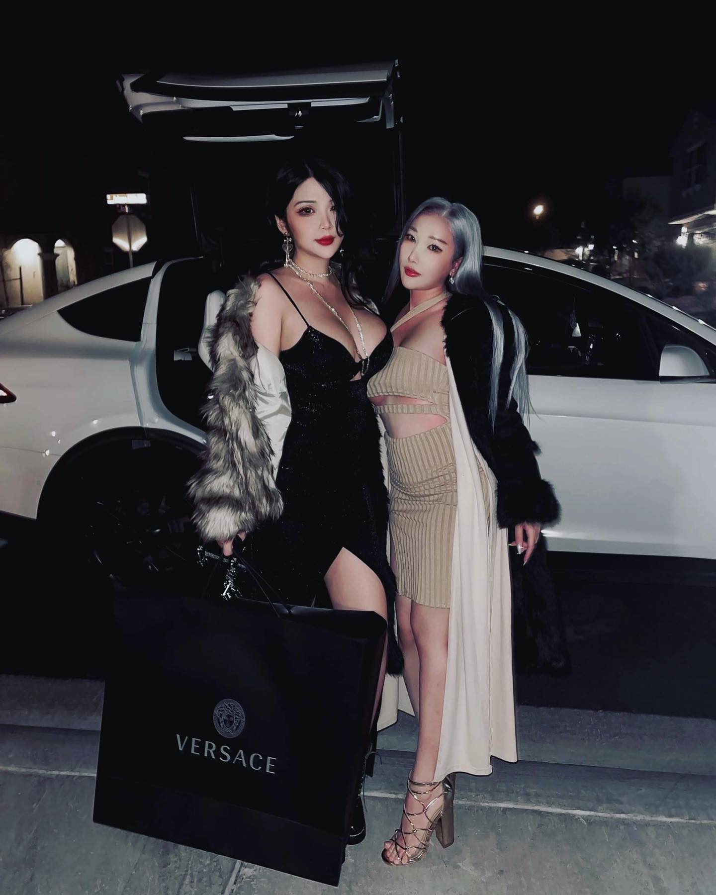 hana.bunny_bunny instagram image archive image