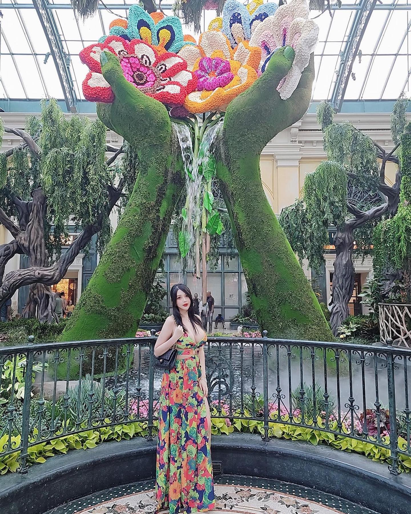 hana.bunny_bunny instagram image archive image